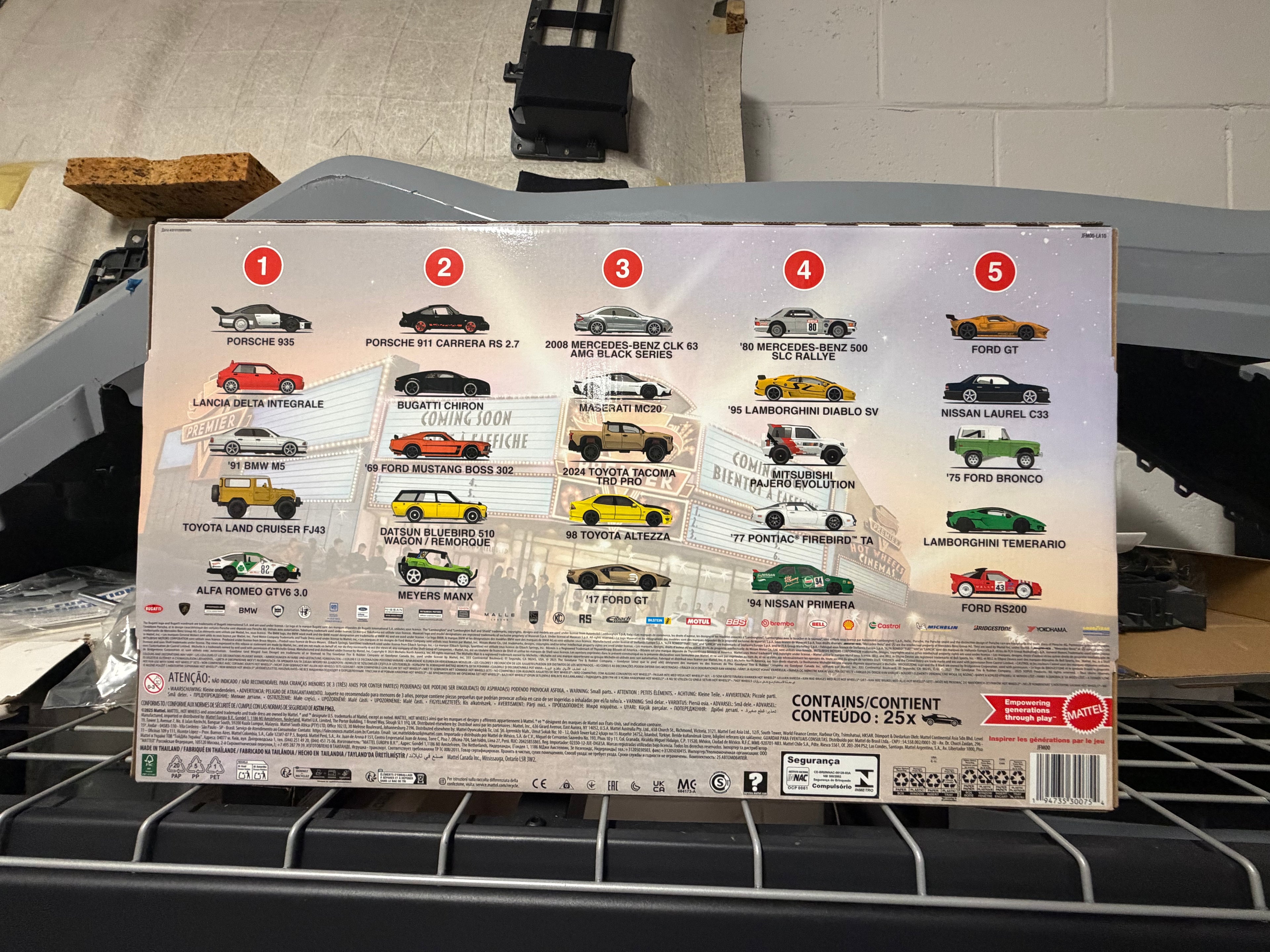 2025 Hot Wheels Boulevard 25 Car Factory Set (NEW SEALED)